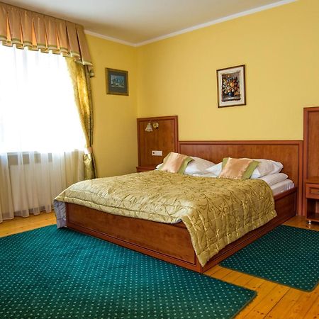 Hotel Adalbertus Gniezno Dış mekan fotoğraf