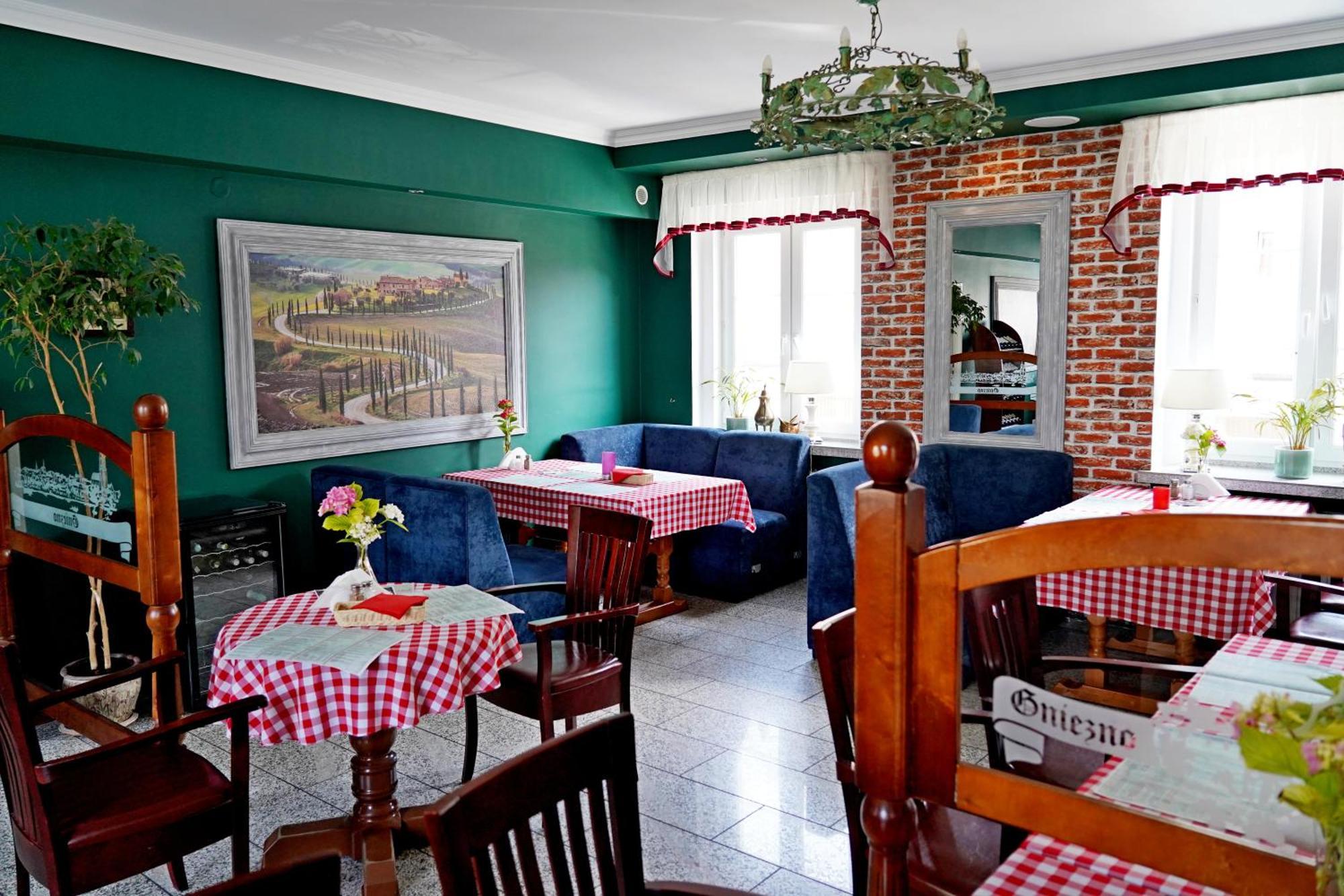 Hotel Adalbertus Gniezno Dış mekan fotoğraf